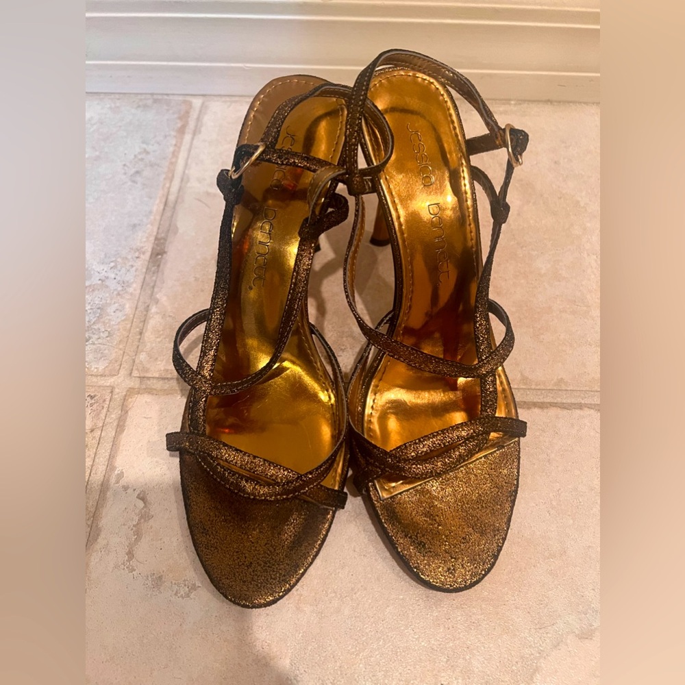 Jessica Bennett Sandals 100% leather in bronze metallic  - Size 9